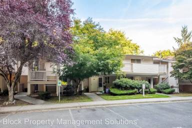 Main picture of 15707 Waynita Way NE