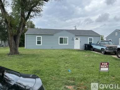 Main picture of 1323 Ponca Ave
