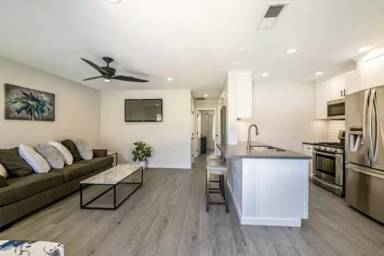 Main picture of 48207 Garbo Dr