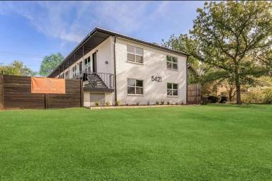 Main picture of 5421 Bryan St