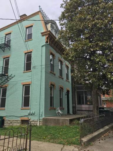 Main picture of 2341 W McMicken Ave