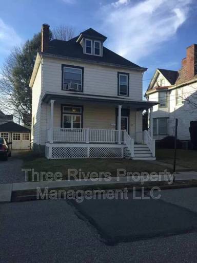 Main picture of 36 S Emily St