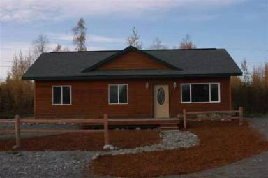 Main picture of 706 S Beaver Lake Rd