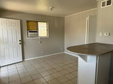 Main picture of 1702 N 8th St