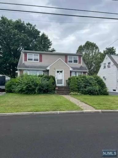 Main picture of 198 Charlton Ave