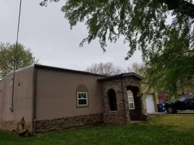 Main picture of 304 S Water St