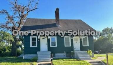 Main picture of 1429 W 46th Ave