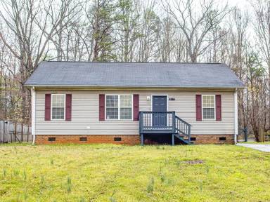 Main picture of 807 King Arthur Dr