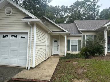 Main picture of 740 Willow Bridge Dr W