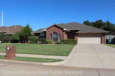 Main picture of 1817 Pinnacle Ln