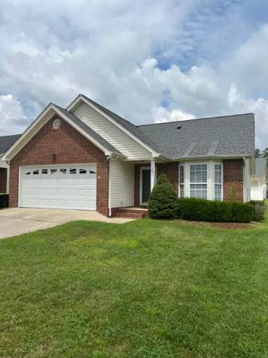 Main picture of 208 Millet Dr