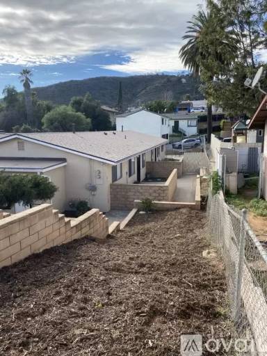 Main picture of 8422 Pueblo Rd