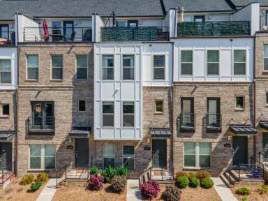 Main picture of 15040 New Amsterdam Ln