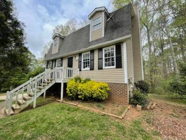 Main picture of 2780 Broxton Mill Ct