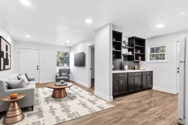 Main picture of 220 N 19th St
