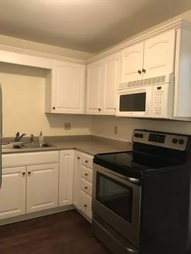 Main picture of 624 1/2 S Main St