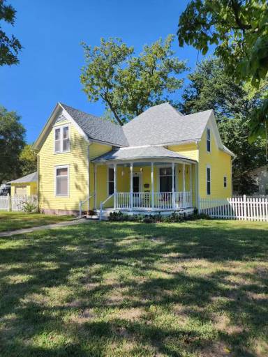 Main picture of 518 N 3rd St