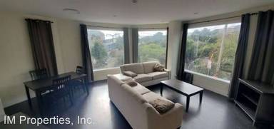 Main picture of 3599 Keith St