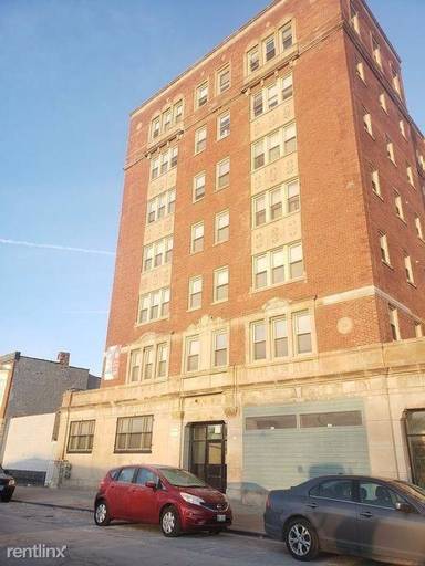Main picture of 3004-3008 E Cheltenham Pl Apartments