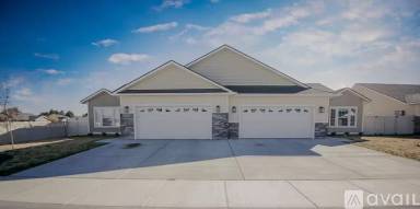 Main picture of 755 Shadowleaf Ave