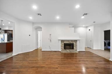 Main picture of 12526 Heatherton Ct