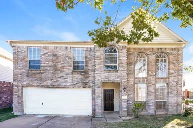 Main picture of 20327 Wild Berry Dr