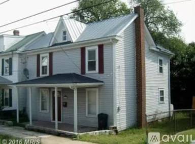 Main picture of 427 S Kentucky Ave