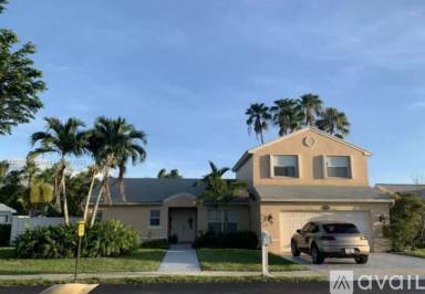 Main picture of 7200 SW 41st Ct