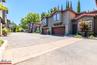 Main picture of 1281 Old Willow Pl