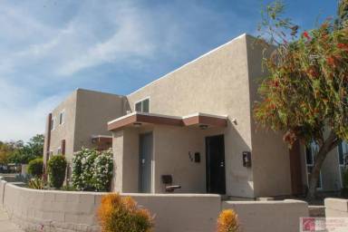 Main picture of 580 Emerald Ave