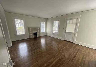 Main picture of 605 S Waccamaw Ave