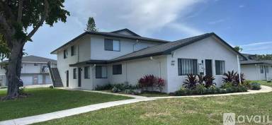 Main picture of 805 W Tiffany Dr