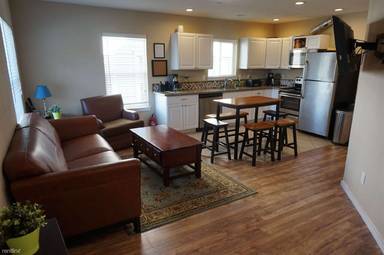 Main picture of 3316 6th Ave