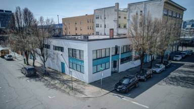 Main picture of 544 SE Oak St