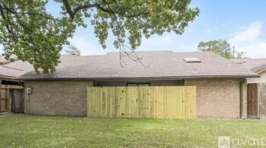 Main picture of 19939 18th Fairway Dr