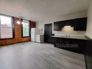 Main picture of 416 E Commercial Ave