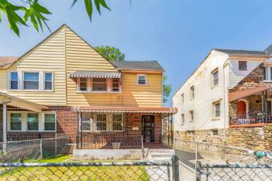 Main picture of 5446 Narcissus Ave