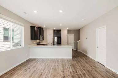Main picture of 7119 NE 152nd Pl