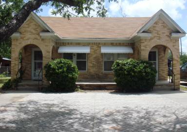 Main picture of 1206 S Abe St