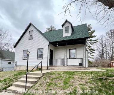 Main picture of 704 Franklin St