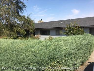 Main picture of 1806 Thompson St