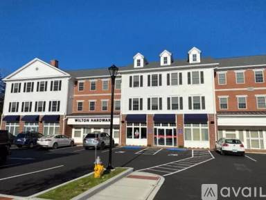 Main picture of 200 Danbury Rd