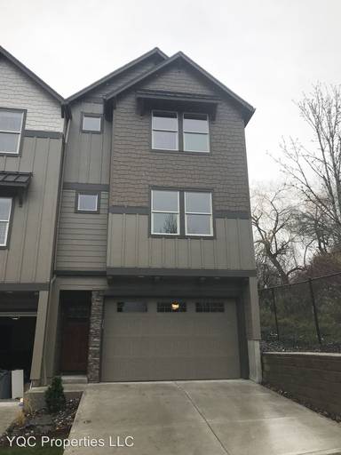 Main picture of 4215 NW Sage Loop