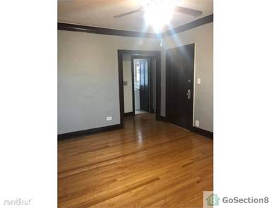 Main picture of 2950 W 60th St