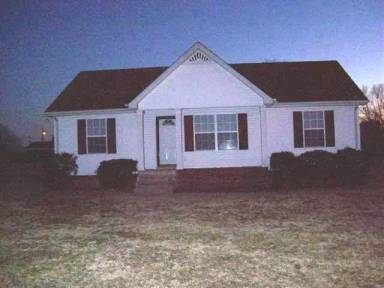 Main picture of 152 Alice Smith Dr