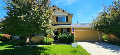 Main picture of 723 Stallion Springs Way