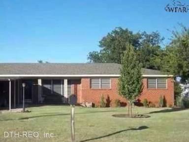 Main picture of 109 W Summit Ave