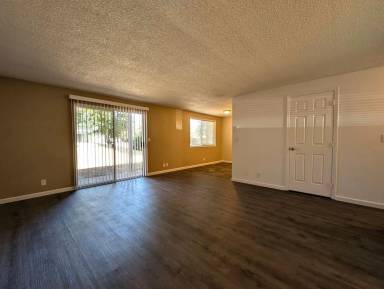 Main picture of 152 S 53rd St