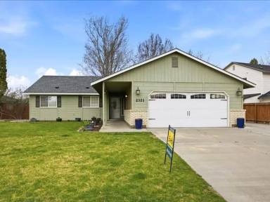 Main picture of 2321 Hummingbird Ln