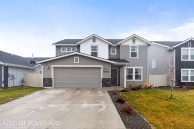 Main picture of 10301 Longtail Dr